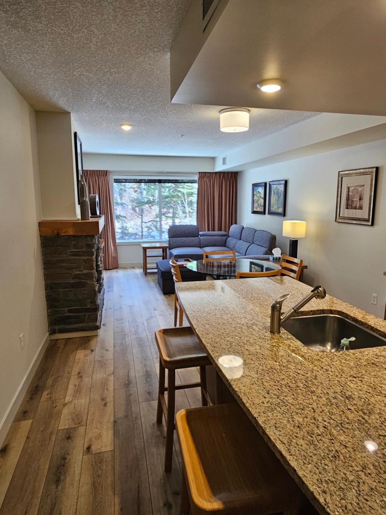 Apartament Rocky Mountain Getaway Canmore Zewnętrze zdjęcie